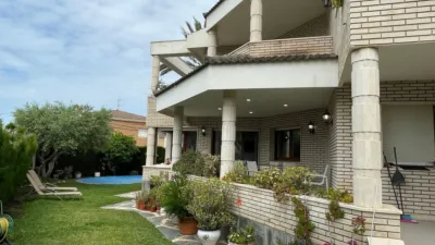 Chalet on Carrer de Francisco de Miranda photo 40