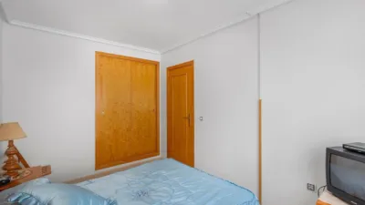 Apartment on Calle de la Loma, 36 photo 16