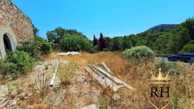 Rustic finca on Calle Poligono 9 Parcela 69 photo 3