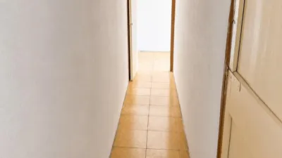 House in the Centre photo 4