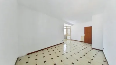 Apartment in Manlleu photo 14