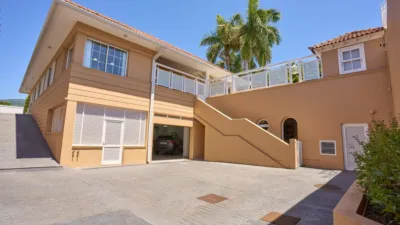 Chalet on Calle Codeso photo 89
