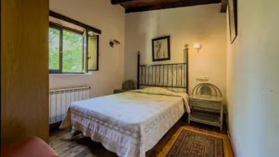 House in Pesaguero photo 25