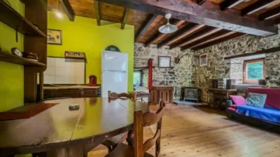 House in Pesaguero photo 39