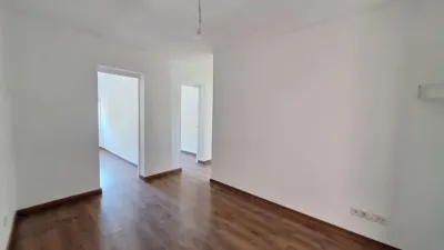 Apartment in Plaza del Doctor Lozano photo 2