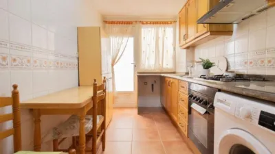 Terraced house on Plaza Clara Campoamor Street photo 13