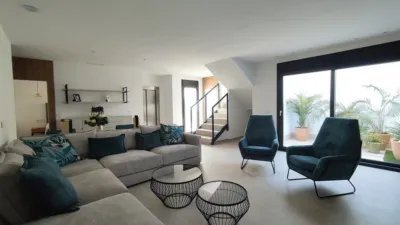 Chalet on Avenida Barcelona photo 28