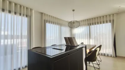 Chalet on Avenida Barcelona photo 20