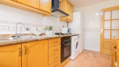 Terraced house on Plaza Clara Campoamor Street photo 15