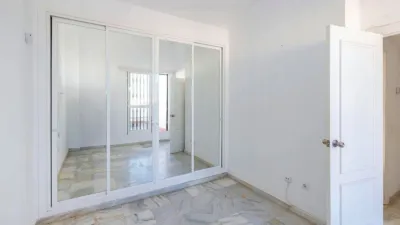 Duplex on Avenida de la Aljaima photo 14