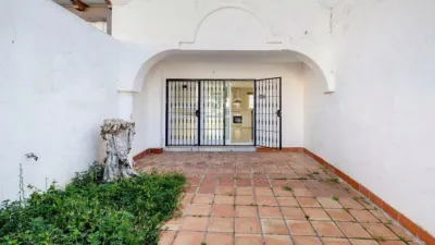 Duplex on Avenida de la Aljaima photo 18