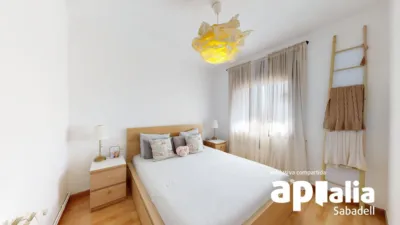 Flat on Carrer de Magí Colet photo 28