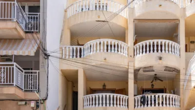 Terraced house on Calle Rojales photo 22