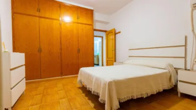 Apartment on Calle de Murillo photo 11
