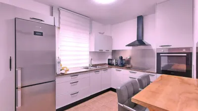 Apartment in Travesía de Juan Carlos I photo 31