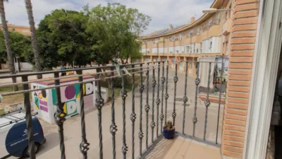 Terraced house on Plaza Clara Campoamor Street photo 10