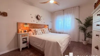 Chalet in Sant Feliu de Llobregat photo 17