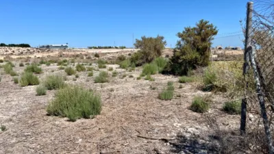 Terreno en venta en Peña de Las Aguilas - Més