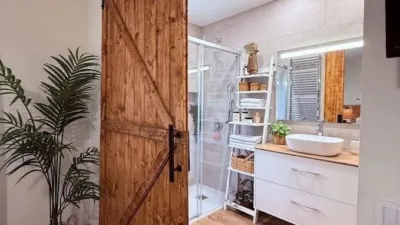 Chalet in Sant Feliu de Llobregat photo 18