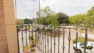Terraced house on Plaza Clara Campoamor Street photo 9