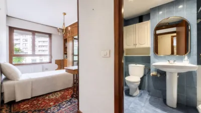 Apartment on San Adrian Etorbidea photo 24