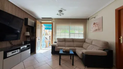 Pis – Torrevieja, Azahar del Mar, Urbanización El Chaparral - Més