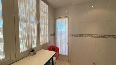 Apartment on Avenida de Madrid photo 18