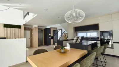 Chalet on Avenida Barcelona photo 18