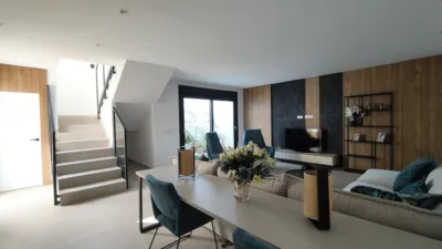 Chalet on Avenida Barcelona photo 24