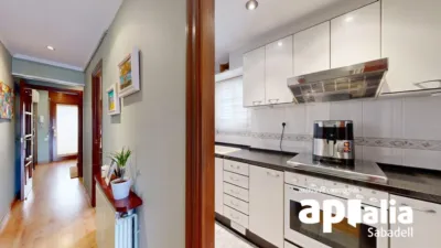 Flat on Carrer de Magí Colet photo 19
