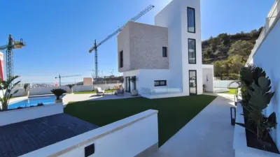 Chalet on Avenida Barcelona photo 11
