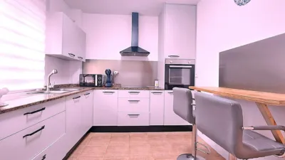 Apartment in Travesía de Juan Carlos I photo 32