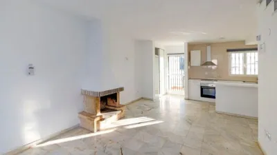 Duplex on Avenida de la Aljaima photo 8