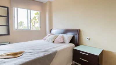 Terraced house on Plaza Clara Campoamor Street photo 33