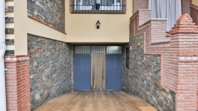 Semi-detached house on Calle Málaga photo 69