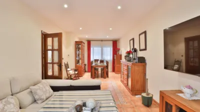 Semi-detached house on Calle Málaga photo 6
