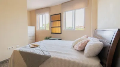 Terraced house on Plaza Clara Campoamor Street photo 34