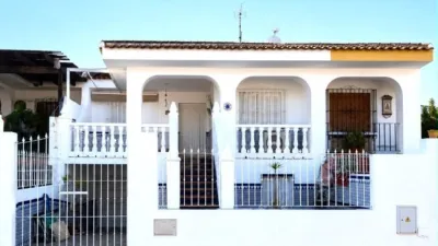 Chalet in Zona Caño Guerrero photo 2