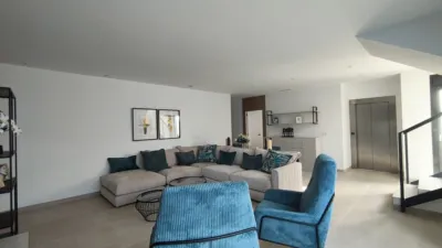 Chalet on Avenida Barcelona photo 25
