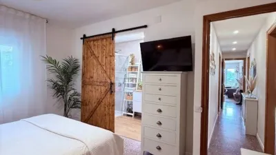 Chalet in Sant Feliu de Llobregat photo 16