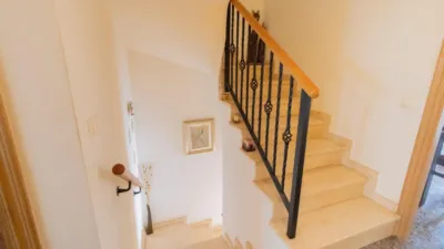 Terraced house on Plaza Clara Campoamor Street photo 25