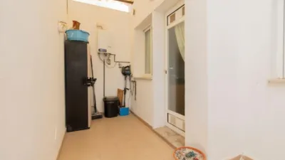 Terraced house on Plaza Clara Campoamor Street photo 19