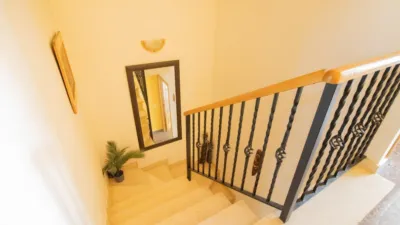Terraced house on Plaza Clara Campoamor Street photo 26