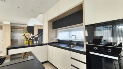 Chalet on Avenida Barcelona photo 17