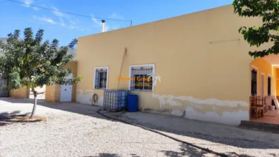 Casa – Crevillent, Polígono Industrial Catxapets, el Baix Vinalopó - Más