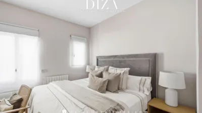 Apartment on Calle del Conde de Aranda photo 14