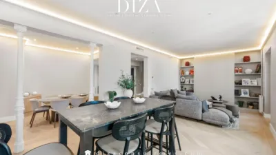 Apartment on Calle del Conde de Aranda photo 2