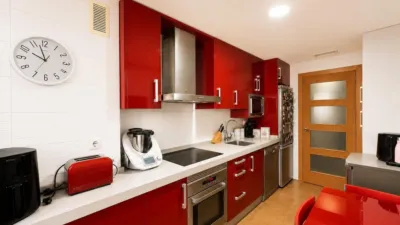 Apartment on Cueva de La Serrana Street photo 9