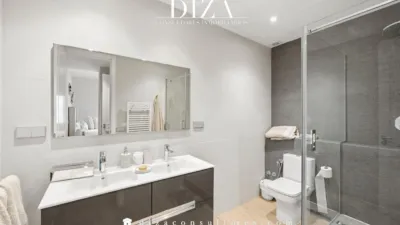 Apartment on Calle del Conde de Aranda photo 22