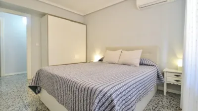 Flat on Calle del Pinoso photo 12